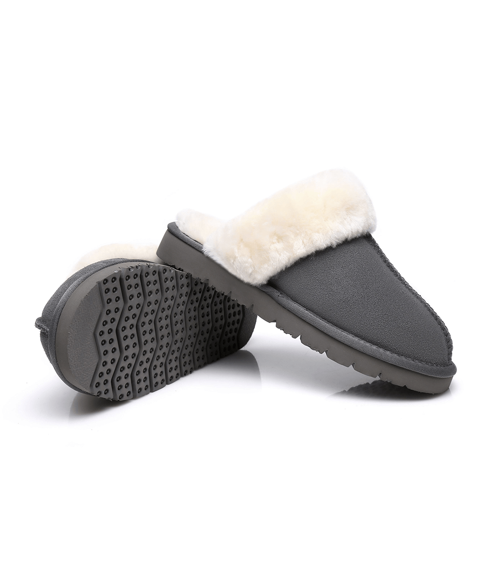Women's UGG Fuzzy Slipper | Red Kado
