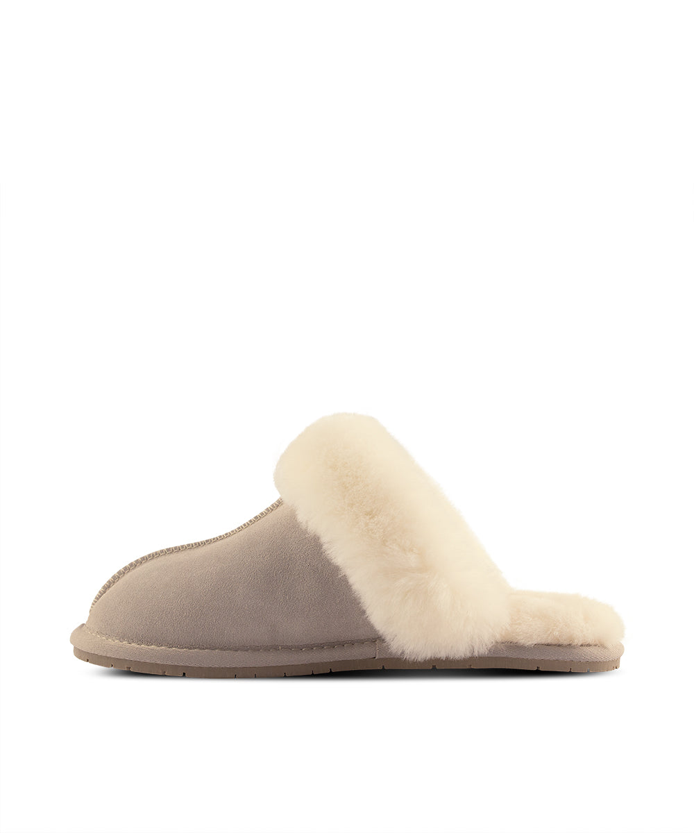 Women's UGG Snuggly Slippers | Red Kado